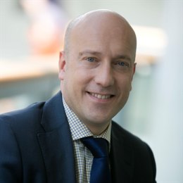 黑龙江省市场监管局“一企一策”帮扶团队深入伊春市婴配粉生产企业开展专项服务